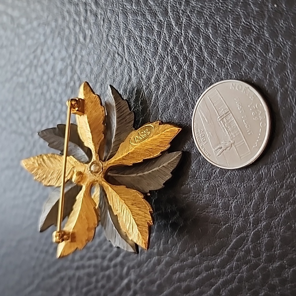 Joan Rivers brooch - Picture 9 of 9